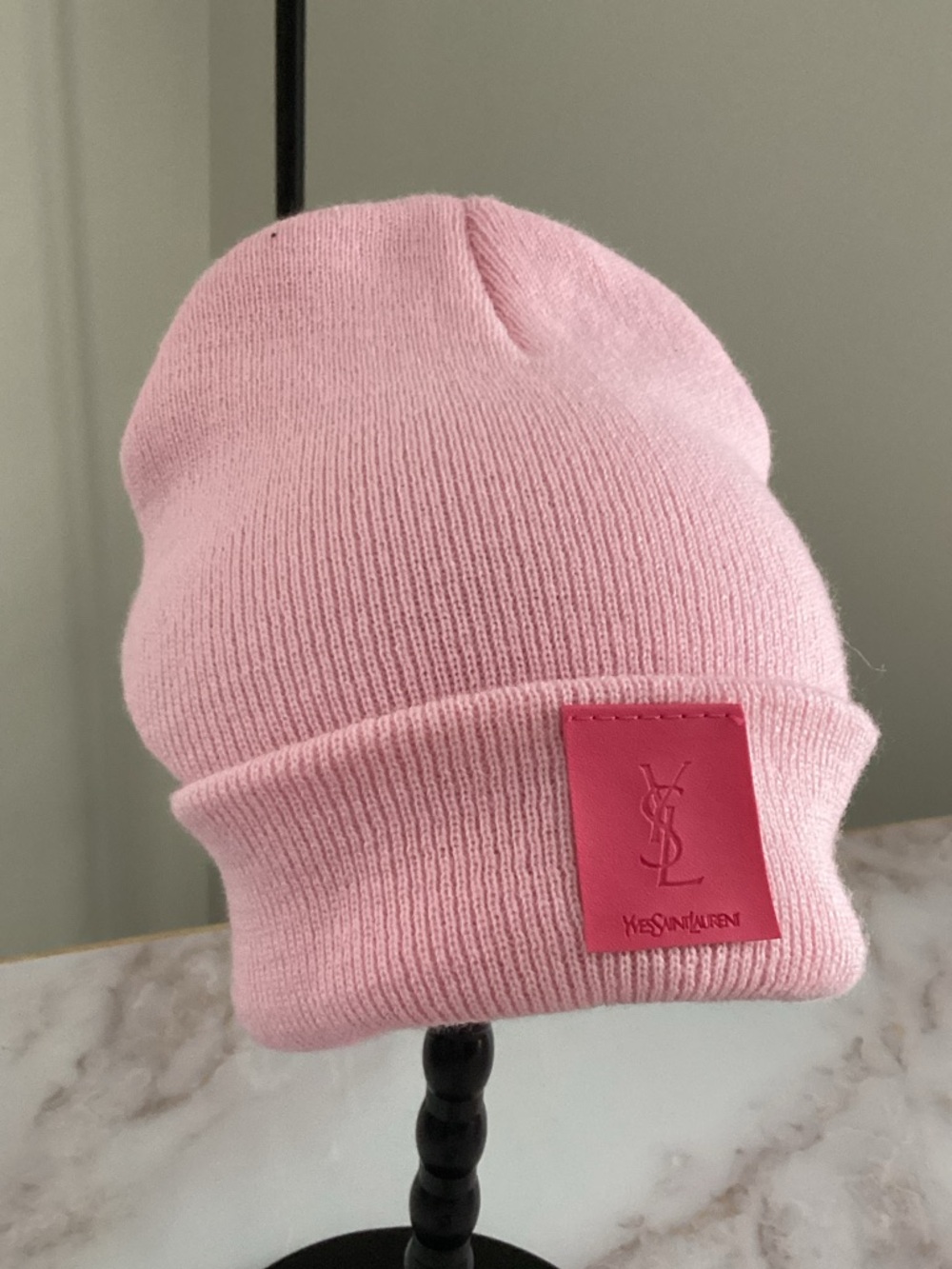 pink beanie hat nwot❤️